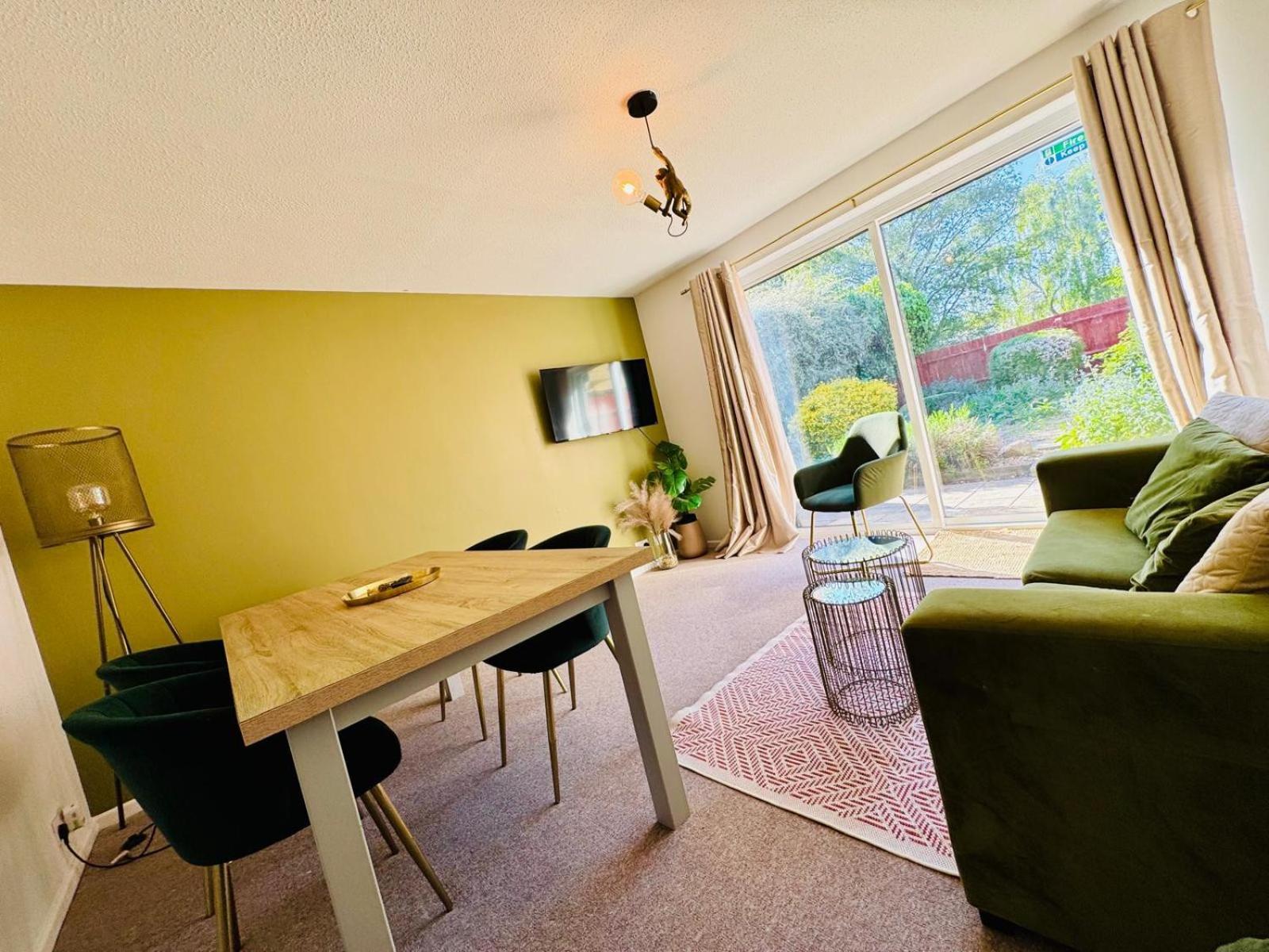 2 Bed House, Sleeps 6, Dog Friendly, Close To A14 M11, With Garden & Parking Long Stay Work Contractor Leisure, Jade Кембридж Екстер'єр фото