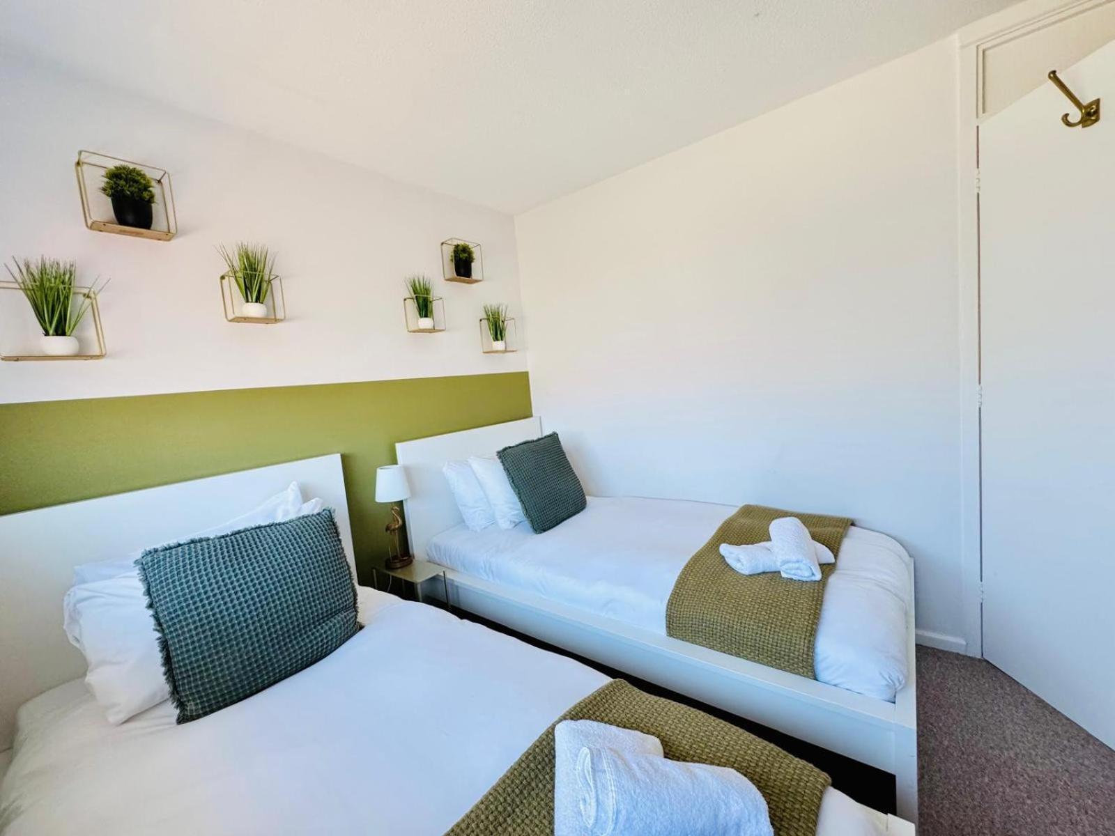 2 Bed House, Sleeps 6, Dog Friendly, Close To A14 M11, With Garden & Parking Long Stay Work Contractor Leisure, Jade Кембридж Екстер'єр фото